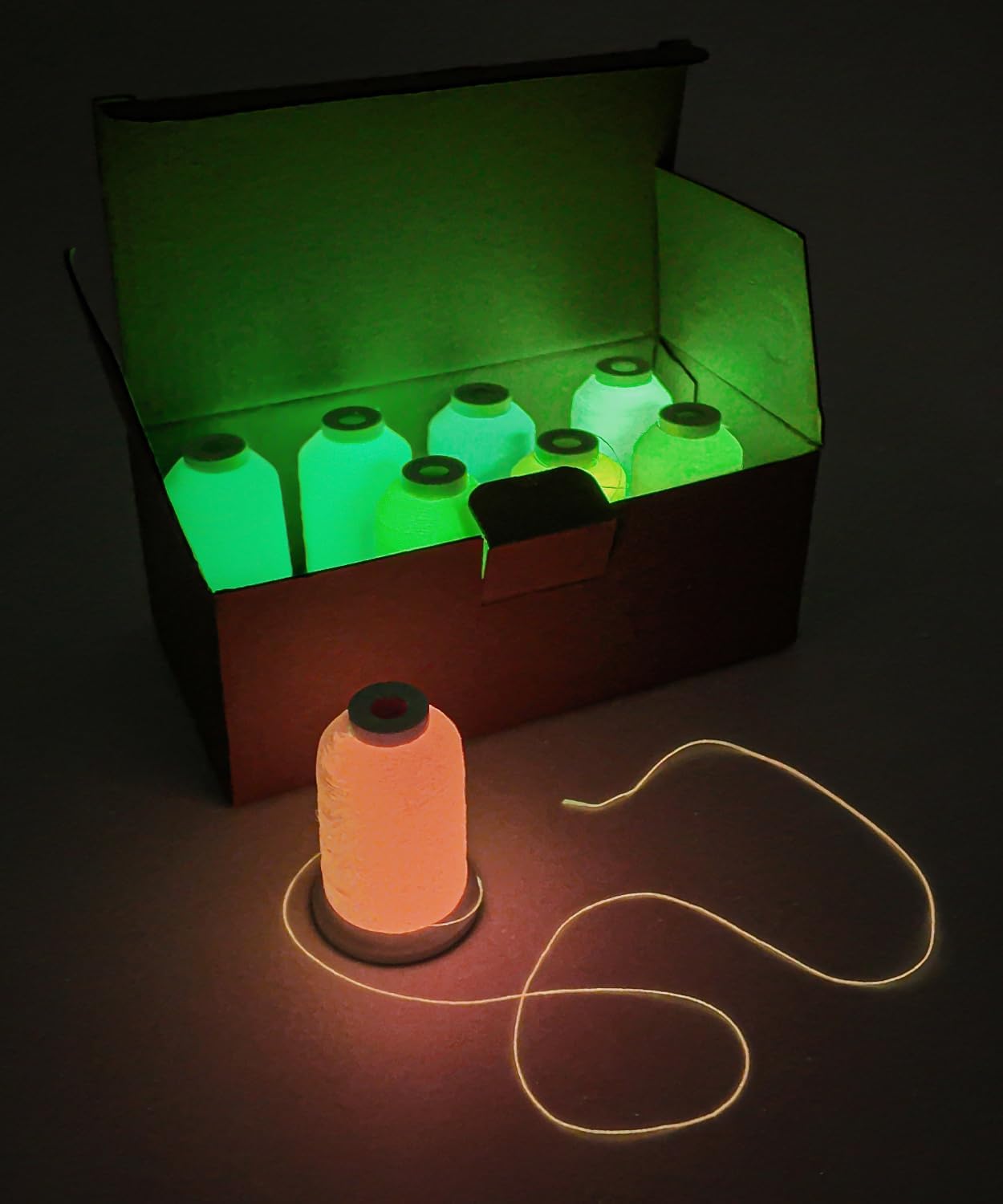 8 Colors Luminary Glow in the Dark Thread 30WT 500M(550Y) Each Spool Glow in The Dark Embroidery Machine Thread Kit for Embroidery, Quilting, Hand Crafts & Sewing