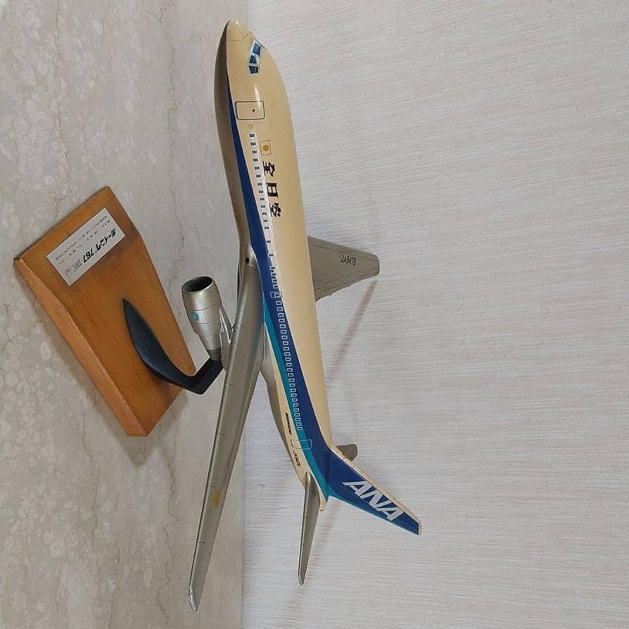 ボーイング ７６７-200 全日空 １／１００ Amazon.co.jp: Boeing 767-200 ANA 1/100 : Toys & Games