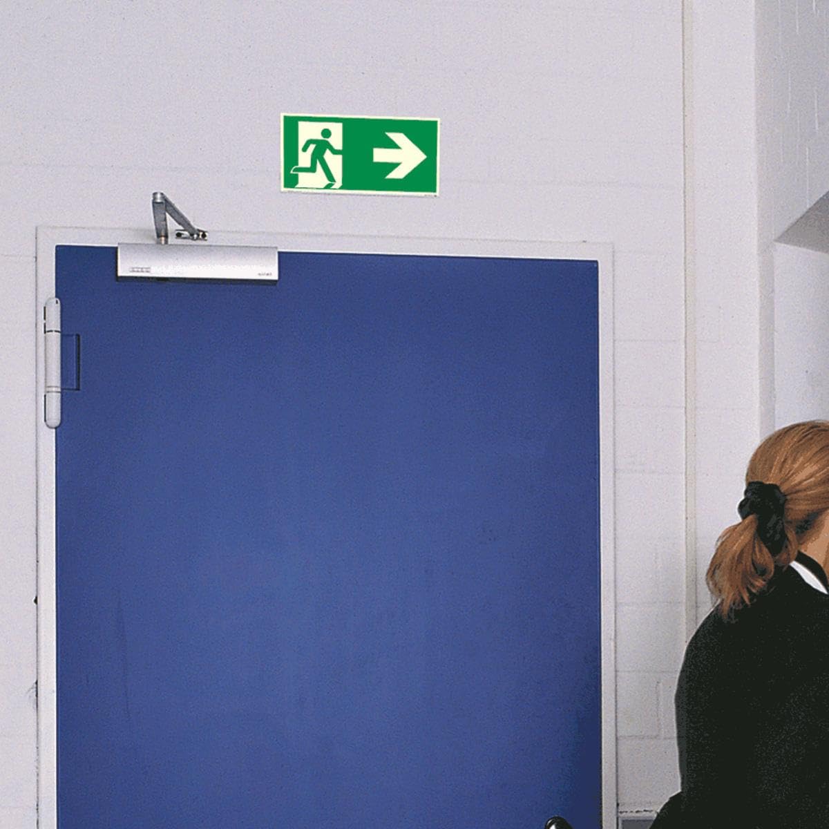 power langnachleuchtend Rettungszeichen Rettungsweg rechts, ASR/ISO, Kunststoff, 400x200mm