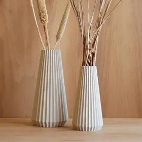 Vaso Cone - Sofisticação e Estilo para Sua Decoração! (Branco, 25cm)