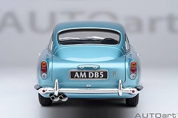 Amazon.co.jp: オートアート (AUTOart) 1/18 アストンマーチン