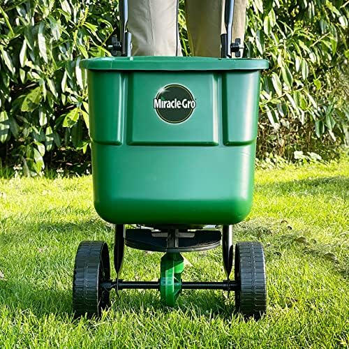 Miracle-Gro 121040 Rotary Lawn Spreader, 285.0 mm*606.0 mm*344.0 mm