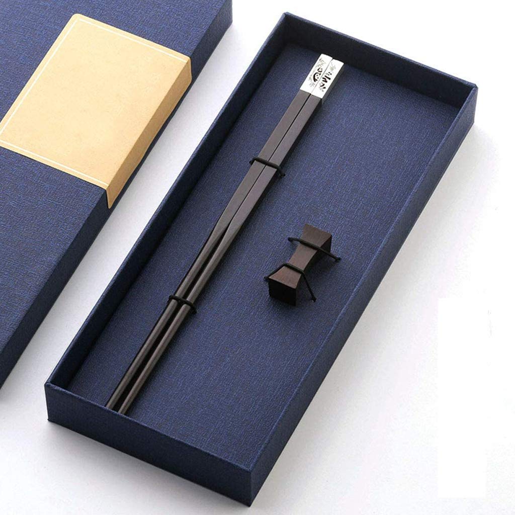 FAMMIX Ensemble cadeau de baguettes en bois naturel avec coffret cadeau et repose-baguettes, baguettes en bois sculptées à la main, réutilisables, passent au lave-vaisselle, baguettes japonaises pour