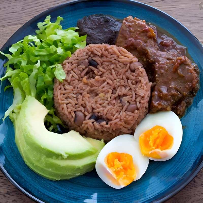 Miniatura 3 de MOTHERLAND GOODS Hojas de Waakye de Ghana para cocinar, auténticas hojas bicolores de mijosorgo para hacer un plato Awaakye. (3.5 onzas, 1 paquete,