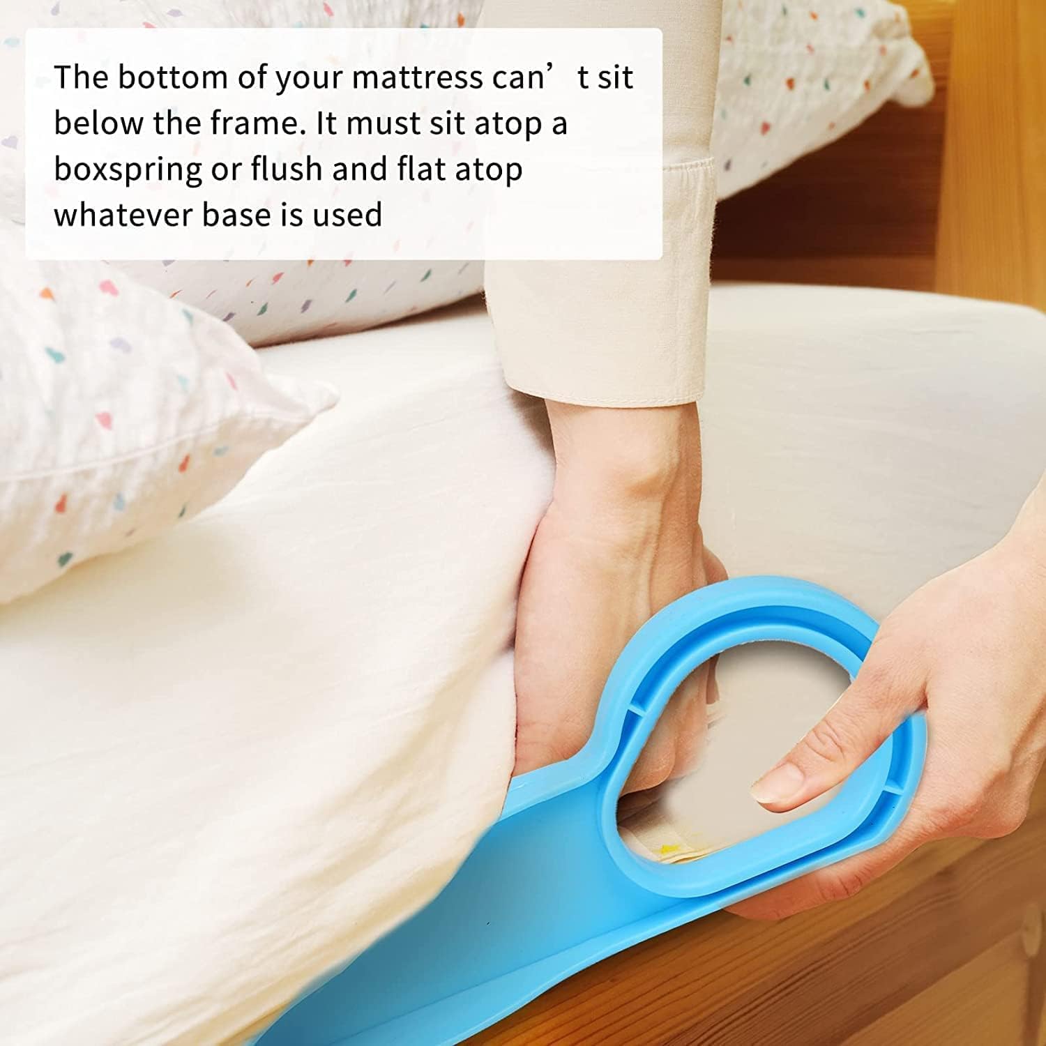 Buntychiku Mart 2-in-1 Mattress Lifter & Bedsheet Tucker Tool – Ergonomic Grip for Easy Bed Making, Back Pain Relief, Durable ABS Build, Lifts & Holds Mattress for Tucking Sheets 1