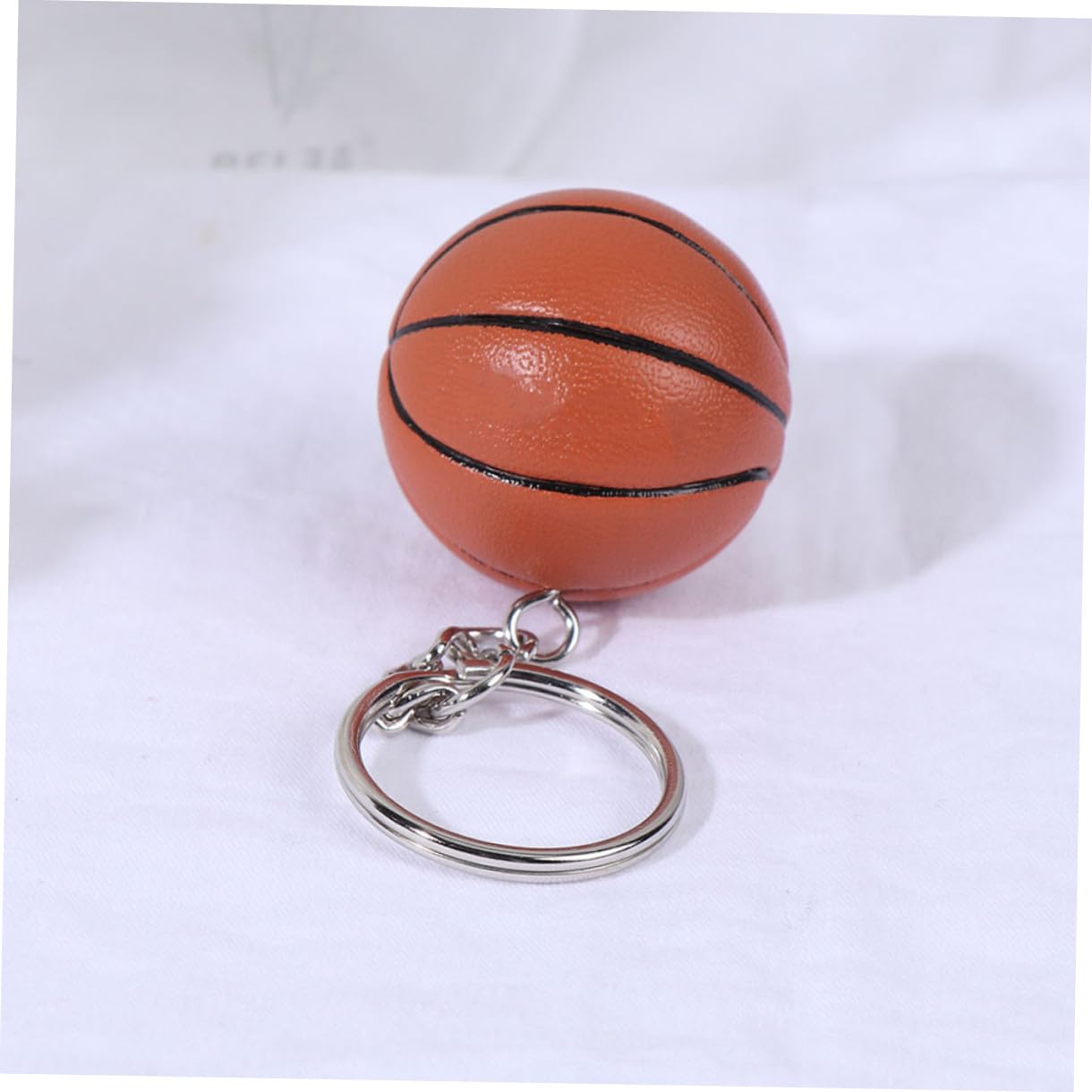 INOOMP Pendente di simulazione di pallacanestro uffizi borse taschen portachiavi da basket creativo decorazioni di pallavolo portachiavi di basket di simulazione mini portachiavi pu