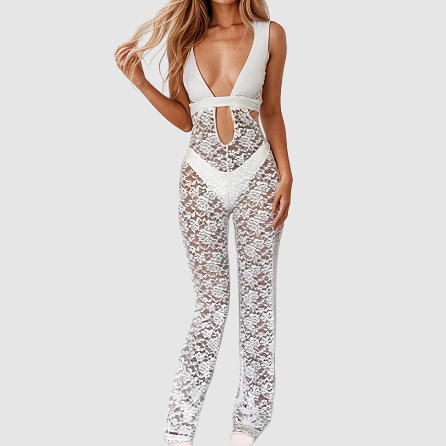 レースの手袋が付いた、家庭用の魅惑的なランジェリー。オールシーズン着用可能。快適さを追求したデザインで、夜やパーティーに最適です。