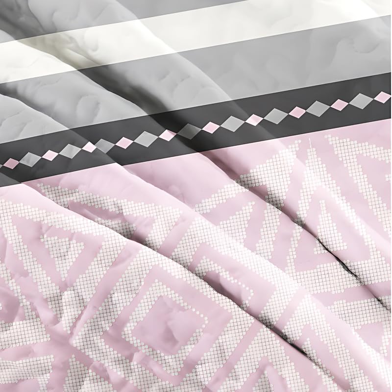 MGeezz King Size Quilt Set, 3-Piece Lightweight Soft Bedspread Coverlet (104x90 in) with 2 Pillow Shams (20x36 in) for All Season,Pink & Grey Stripes 1
