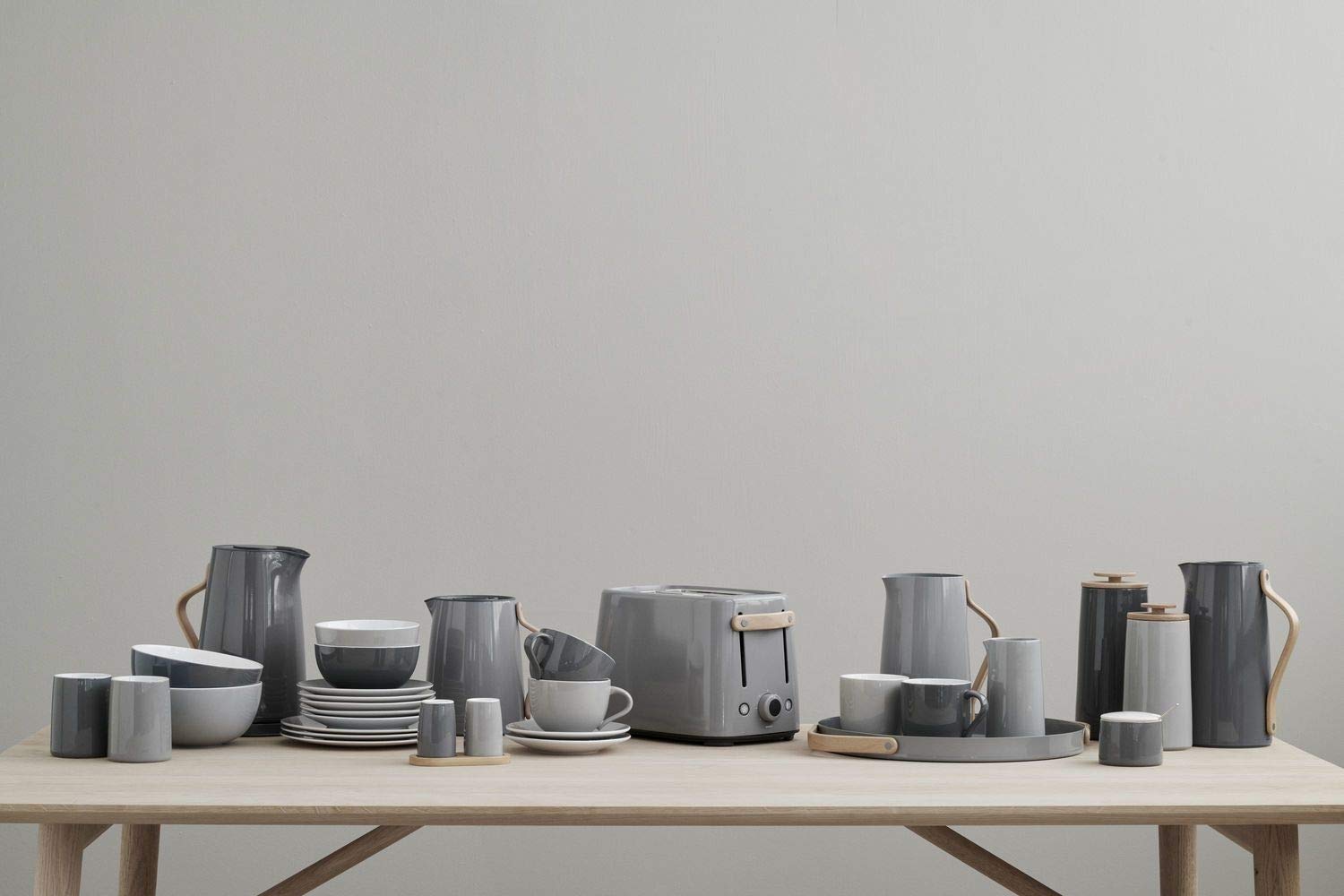 Stelton - Emma Kaffee Isolierkanne - grau - Kaffeekanne - HolmbäckNordentoft
