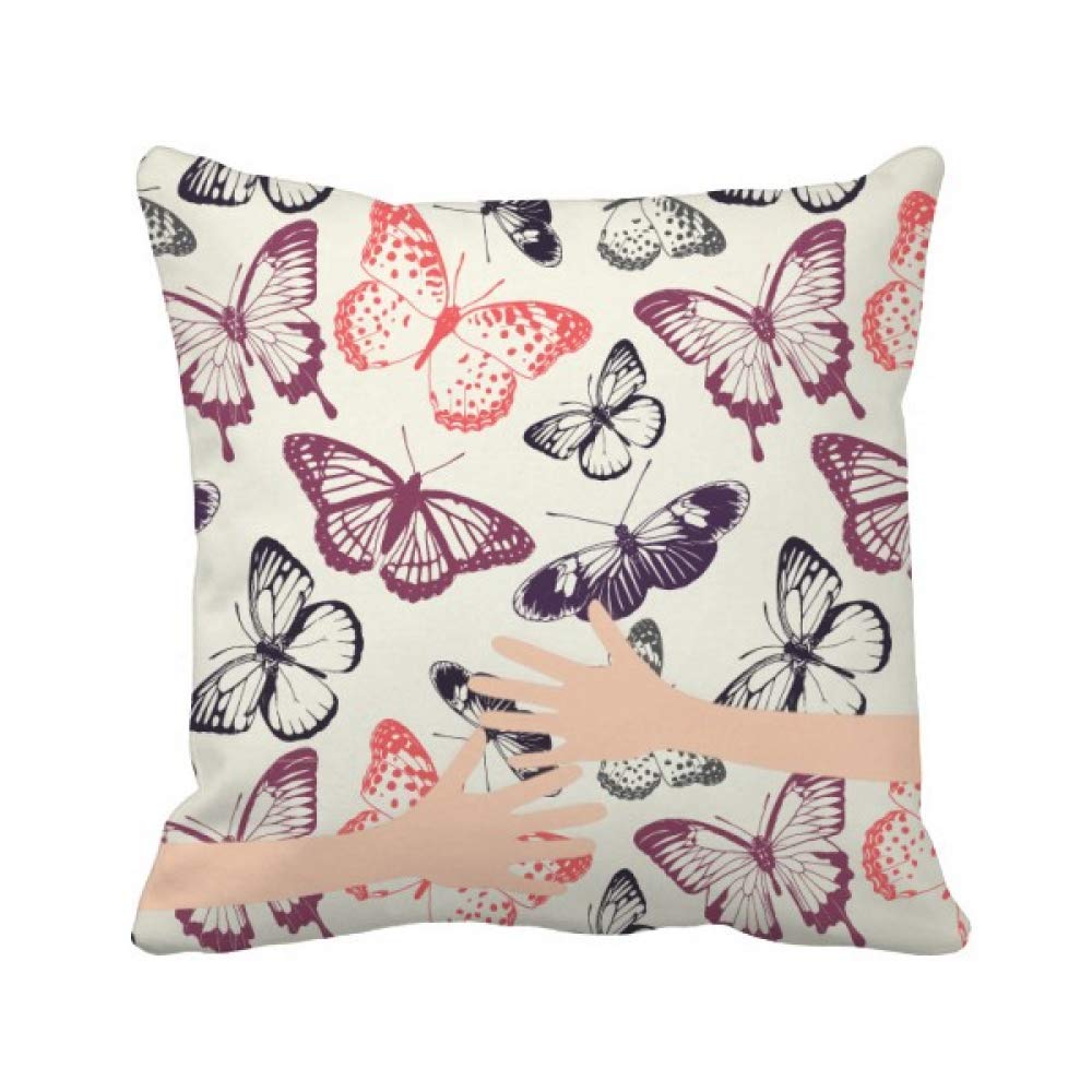 Coussin de couve papillon rose pâle de décoration