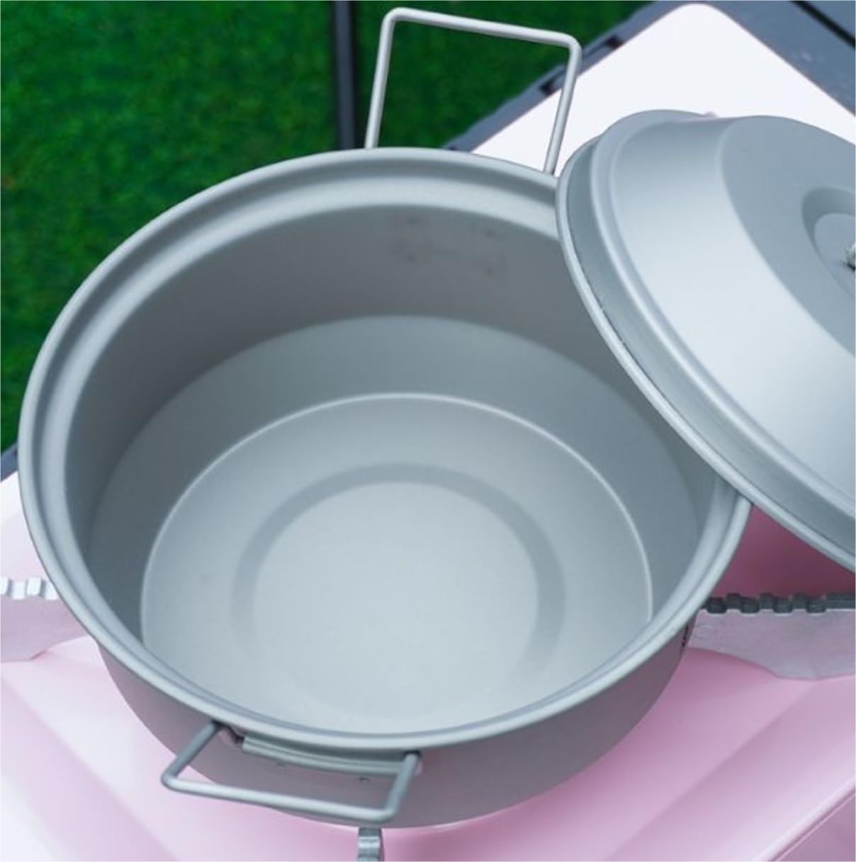 Camping Cookware Pure Titanium Double Handle With Lid Camping Tableware Outdoor Portable Soup Pot Cooker Outdoor Picnic