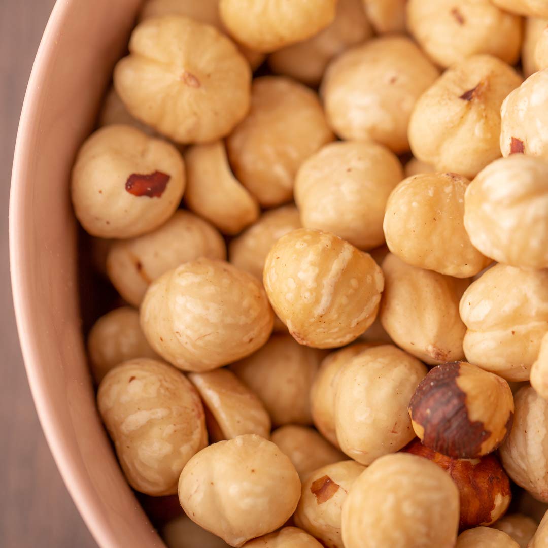 süssundclever.de® Bio Haselnusskerne, blanchiert & geröstet | 1,0 kg | 100% naturbelassen| Premium Qualität | plastikfrei und ökologisch-nachhaltig abgepackt