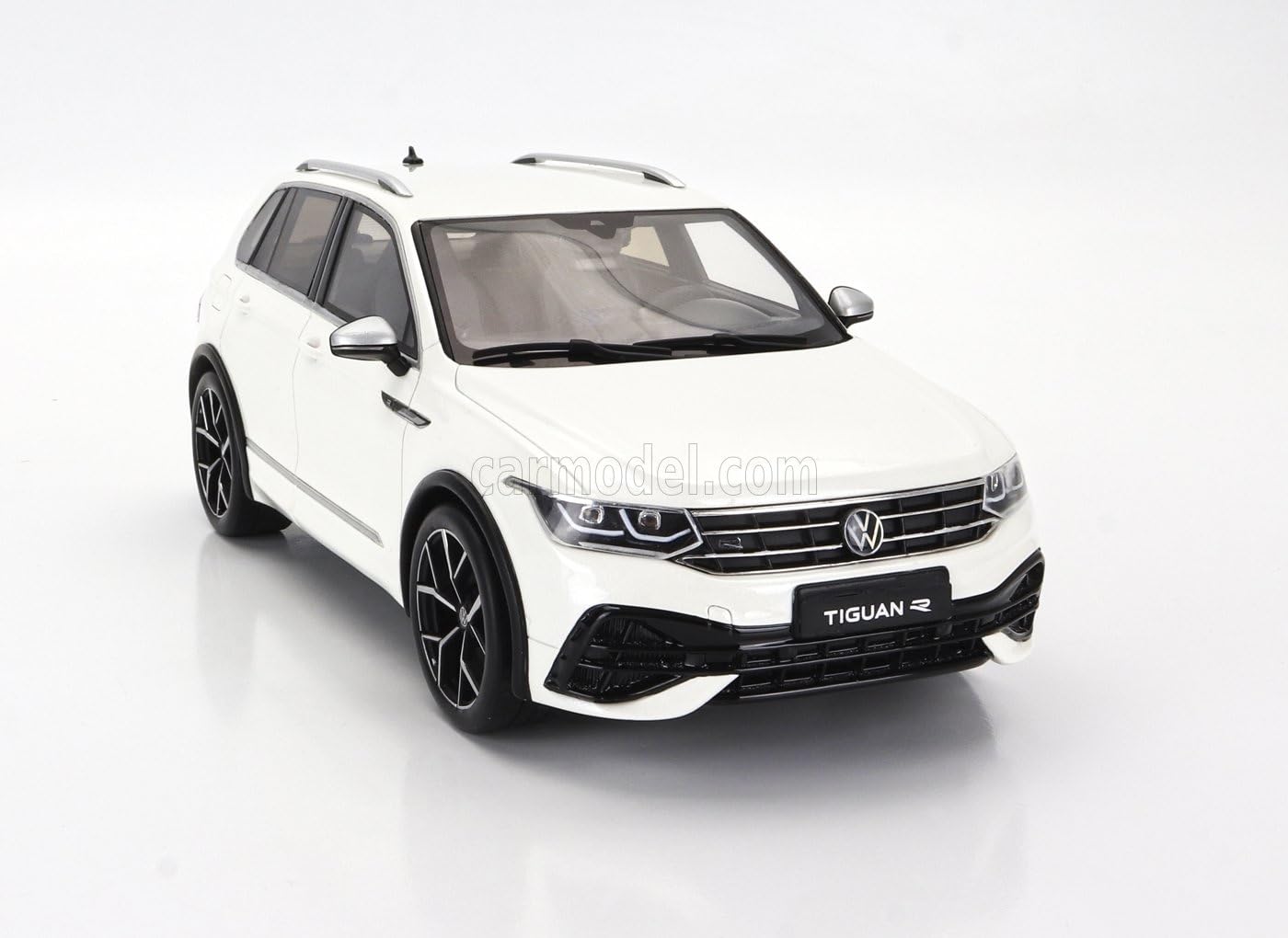 ノレブ　1/18 フォルクスワーゲン ティグアン　ミニカー　ディーラー特注品？ ノレブ 1/18 フォルクスワーゲン ティグアン ミニカー