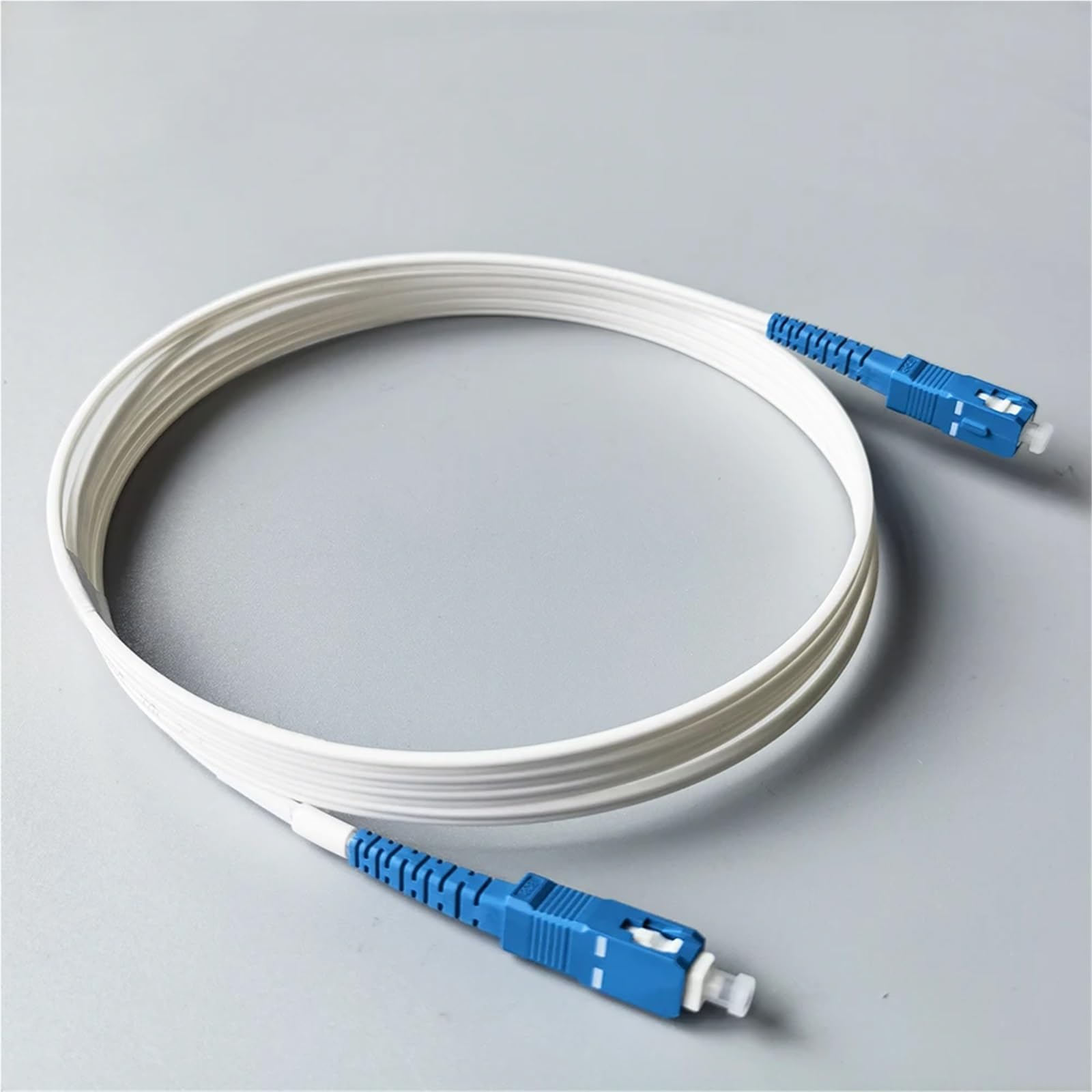 Kabel światłowodowy — przewód światłowodowy Kabel światłowodowy Simplex jednomodowy FTTH do wnętrz SC/UPC do SC/UPC 1m/2m do Internetu(1MUPC With Adapter)
