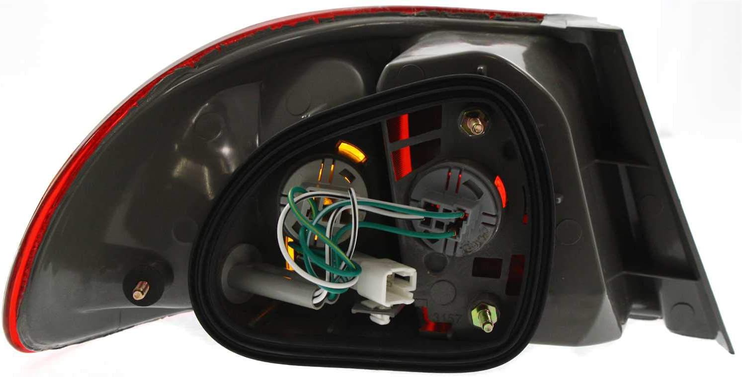 Garage-Pro Tail Light for TOYOTA COROLLA 1998-2002 RH Outer Assembly