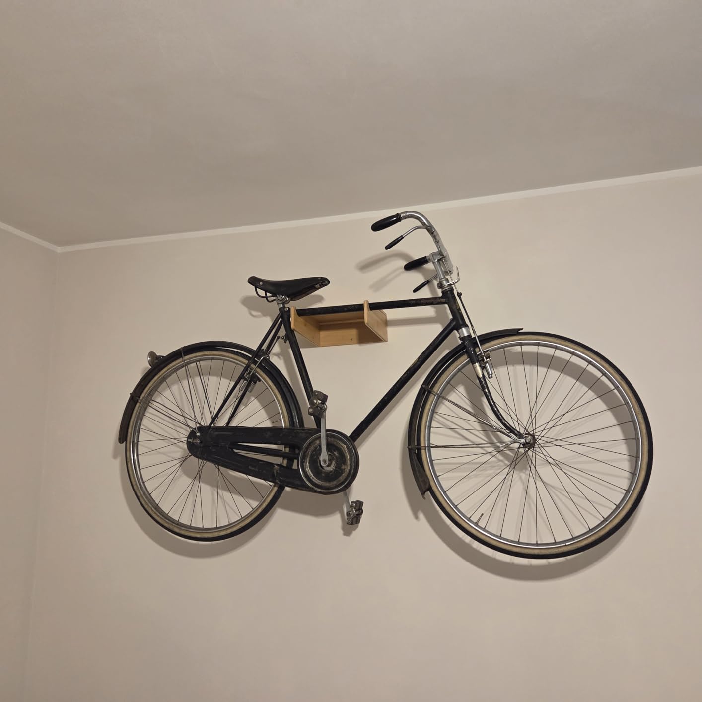 PARAX S-Rack Supporto da parete per bici - Nero / Nero Portabici da parete & soffitto PARAX S-Rack Supporto da parete per bici - Nero / Nero Portabici da parete & soffitto