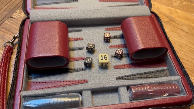 Backgammon Voyage Verve Jelly – Cuir Véritable, Roulable, Compact, Complet, Pour 2 Joueurs, Cadeau Idéal