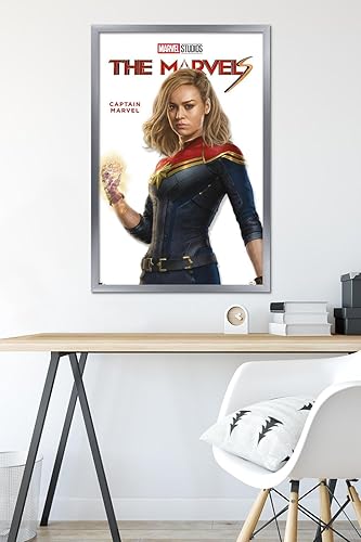 Miniatura 29 de Trends International Marvel The Marvels - Póster de pared de la serie Captain Marvel Feature Series, 22.37 x 34.00 pulgadas, versión enmarcada