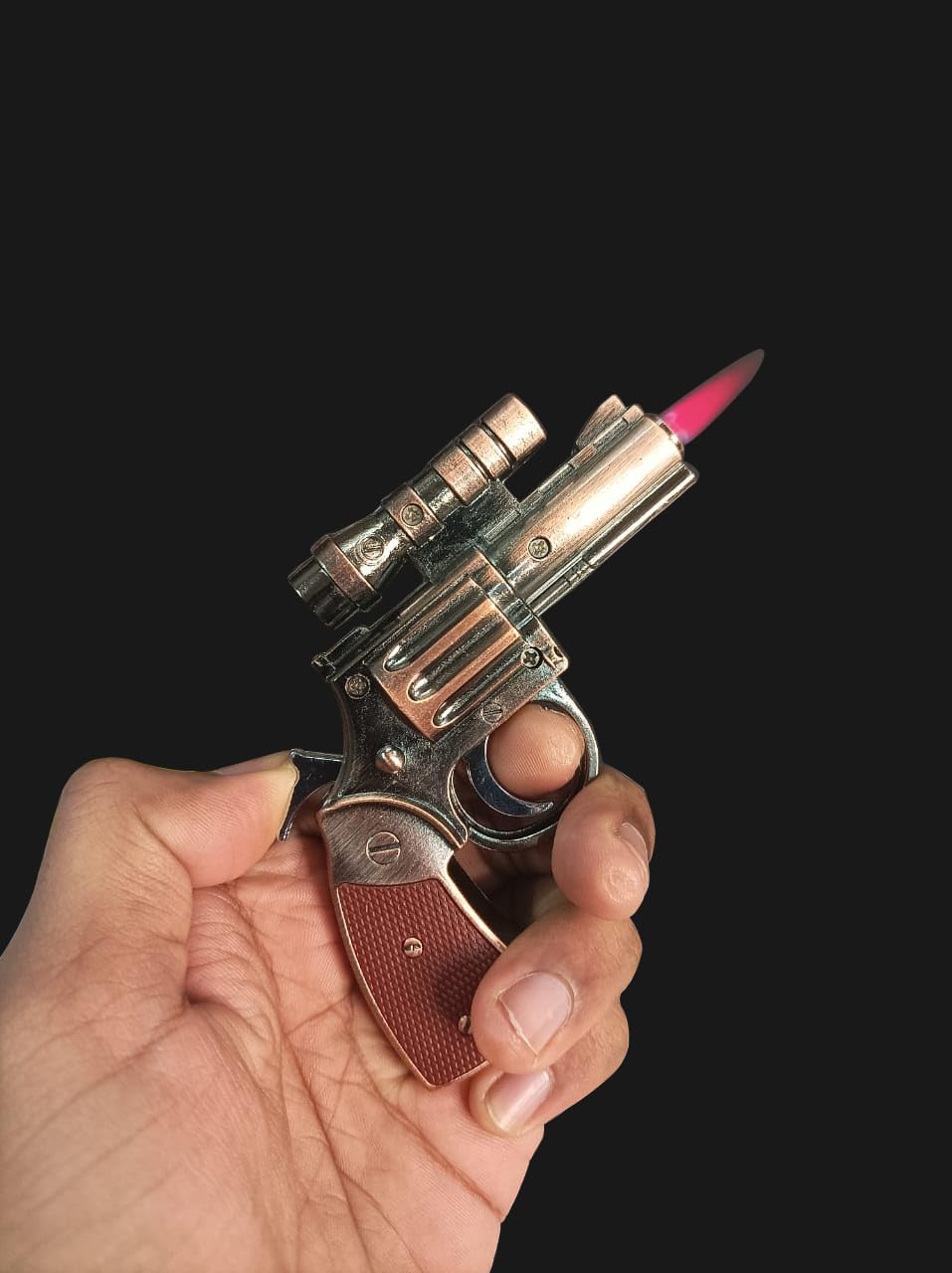 Advenga Vintage Gun-Shaped Lighter with Red LED Scope – Premium Red Flame Lighter for Smokers, Outdoor Use, and Collectors-image-3