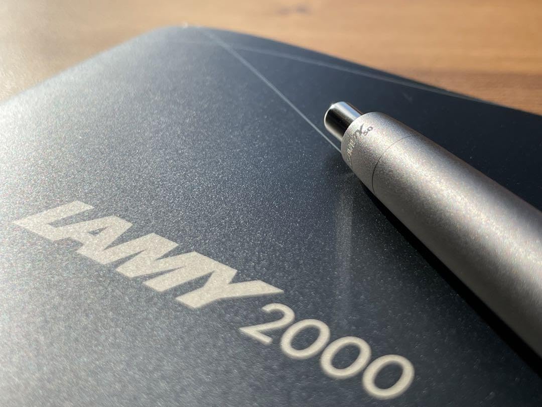 Amazon.co.jp: LAMY 2000 ブラックアンバー 50周年記念モデル BP