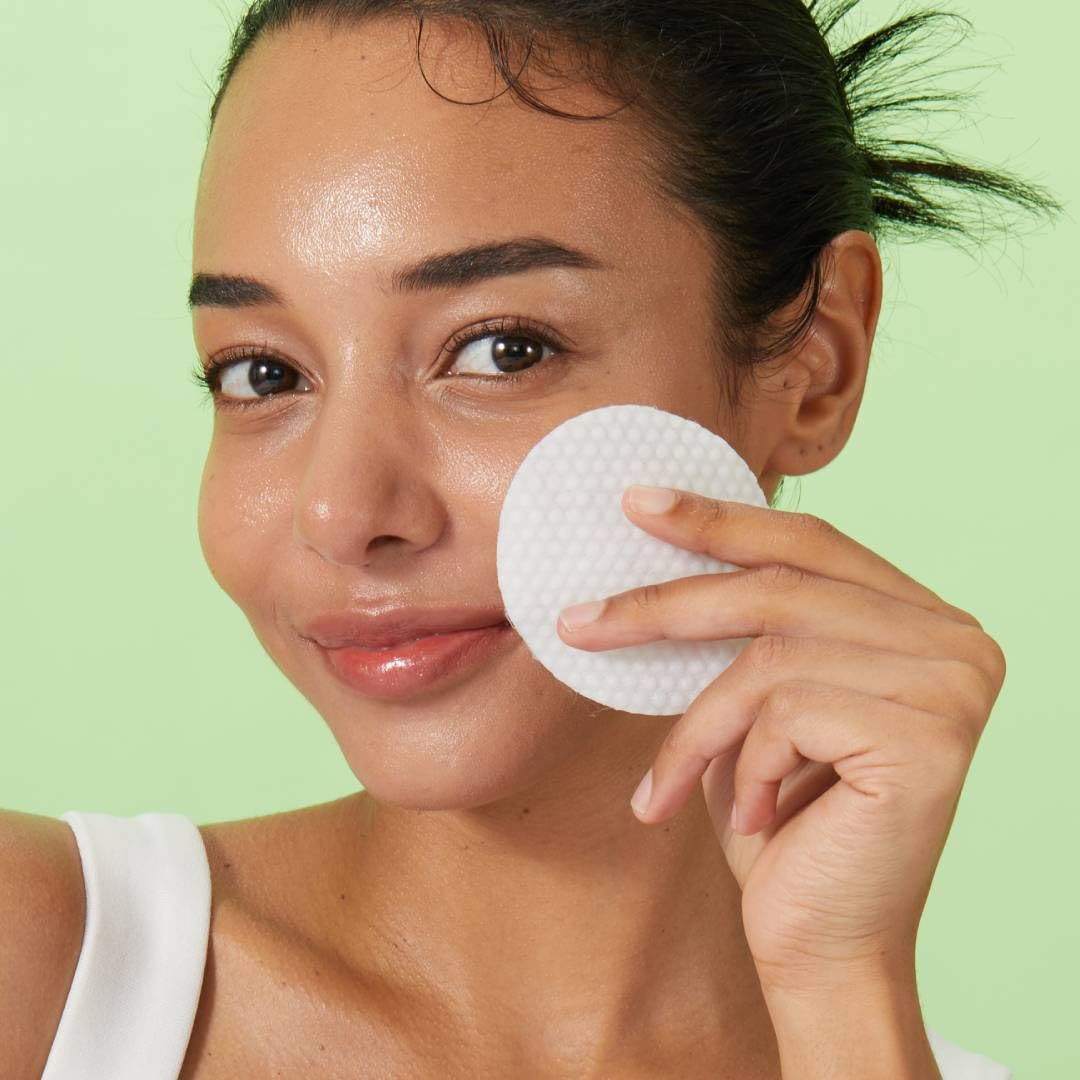 ROUND LAB Pine Calming Cica Pad 50pcs, 7cm Wide Cooling and Soothing Toner Pads with Pine Cica, BHA + LHA, and Hyaluronic Acid for Heated, Acne-Prone Skin, Multi-Zone Hydration, Korean Skincare - Image 4