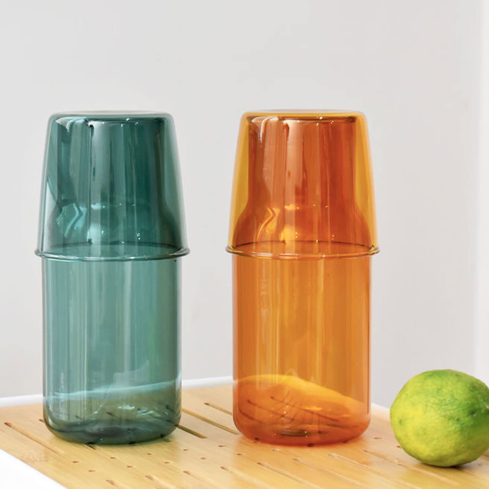 Nachttisch Glas Wasserkaraffe Set mit Tasse, Glaskaraffe mit Deckel Mundspülbecher für Schlafzimmer Badezimmer Saft Weinmilch