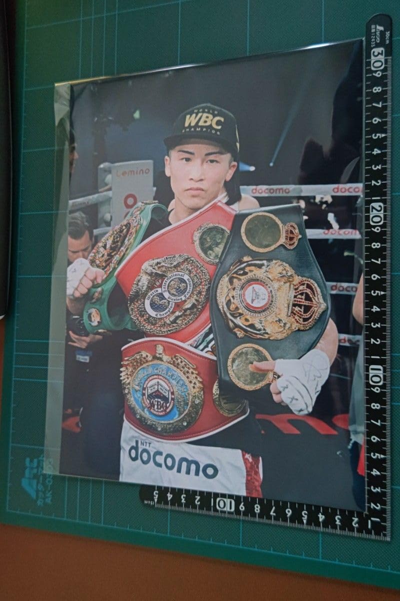 Amazon.co.jp: 井上尚弥 4ベルト リング上 スーパーバンタム A4サイズ