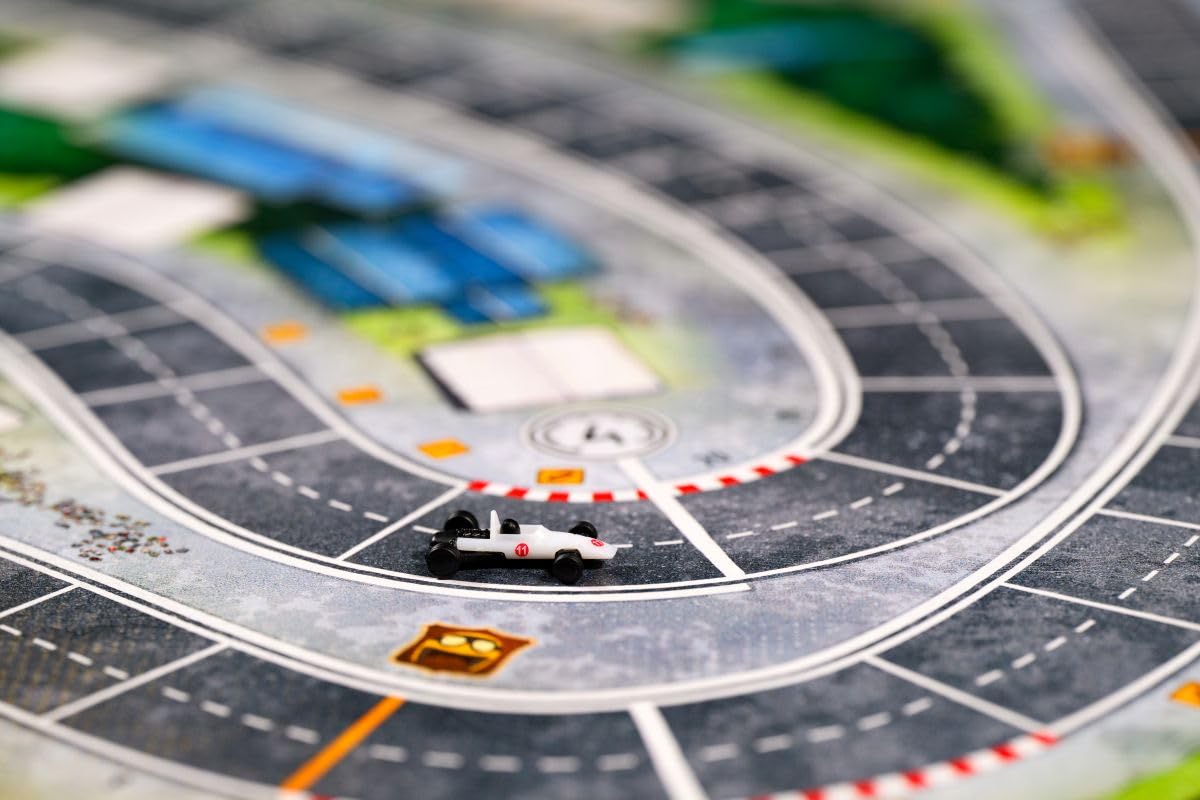 Asmodee Heat: Terreno Inestable,Expansión de Juego de Carreras, Juego de Mesa, A Partir de 10 Años, De 1 a 7 Jugadores, 30-60 Minutos por Partida, Español - 5