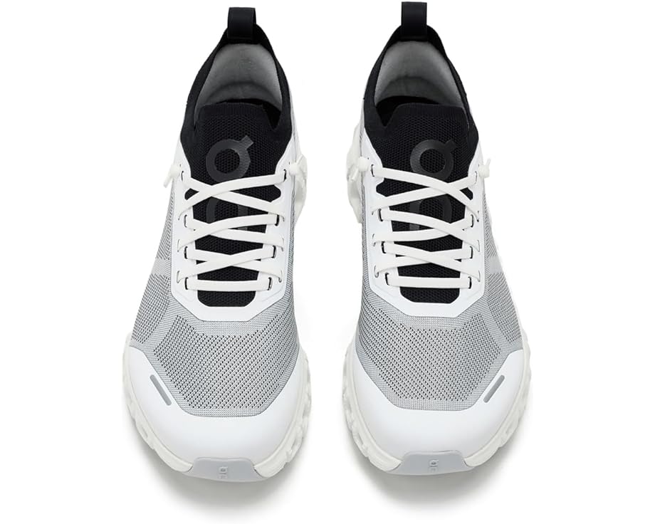 On Cloud 6 Versa - Top View