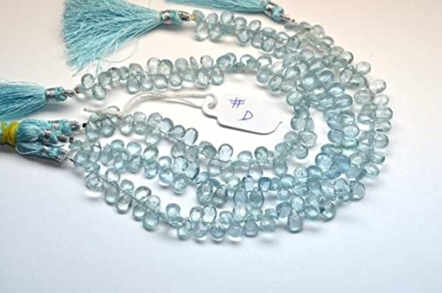 Aigue-marine perles facetées en poire pour créer vos bijoux d'été faits main