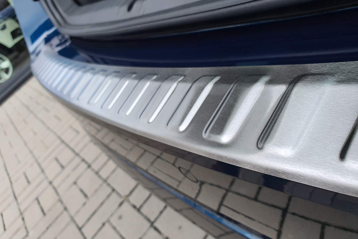 Omnipower® laaddrempelbescherming zwart voor Skoda Octavia IV stationwagon type: NX 2020