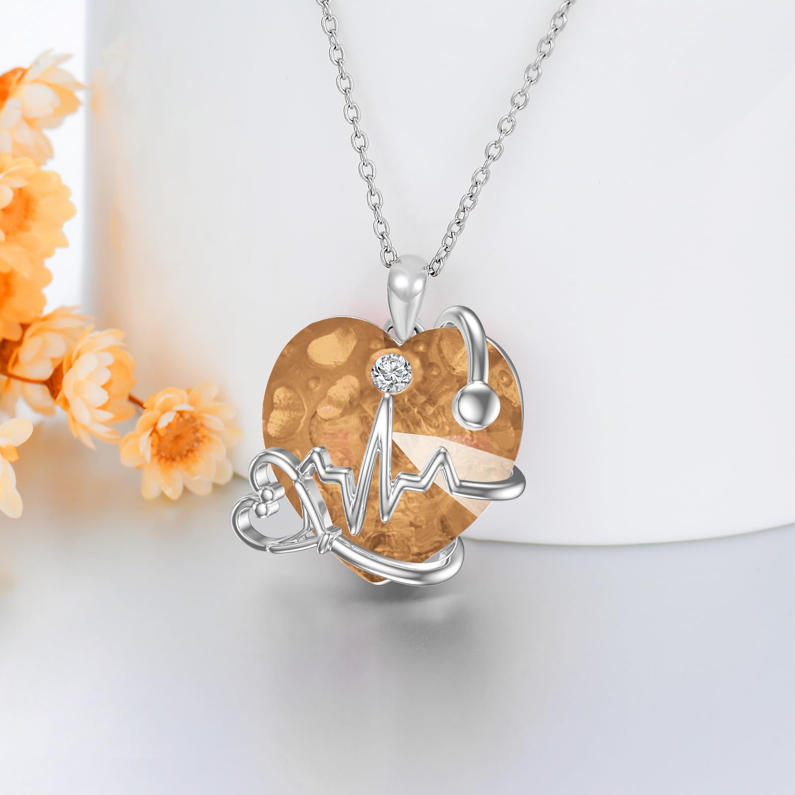 TOUPOP Regalo per infermiera da donna, in argento, stetoscopio a forma di cuore, granato, regalo per studentessa, infermiera, laurea, compleanno, festa della mamma, regalo di Natale, Argento sterling