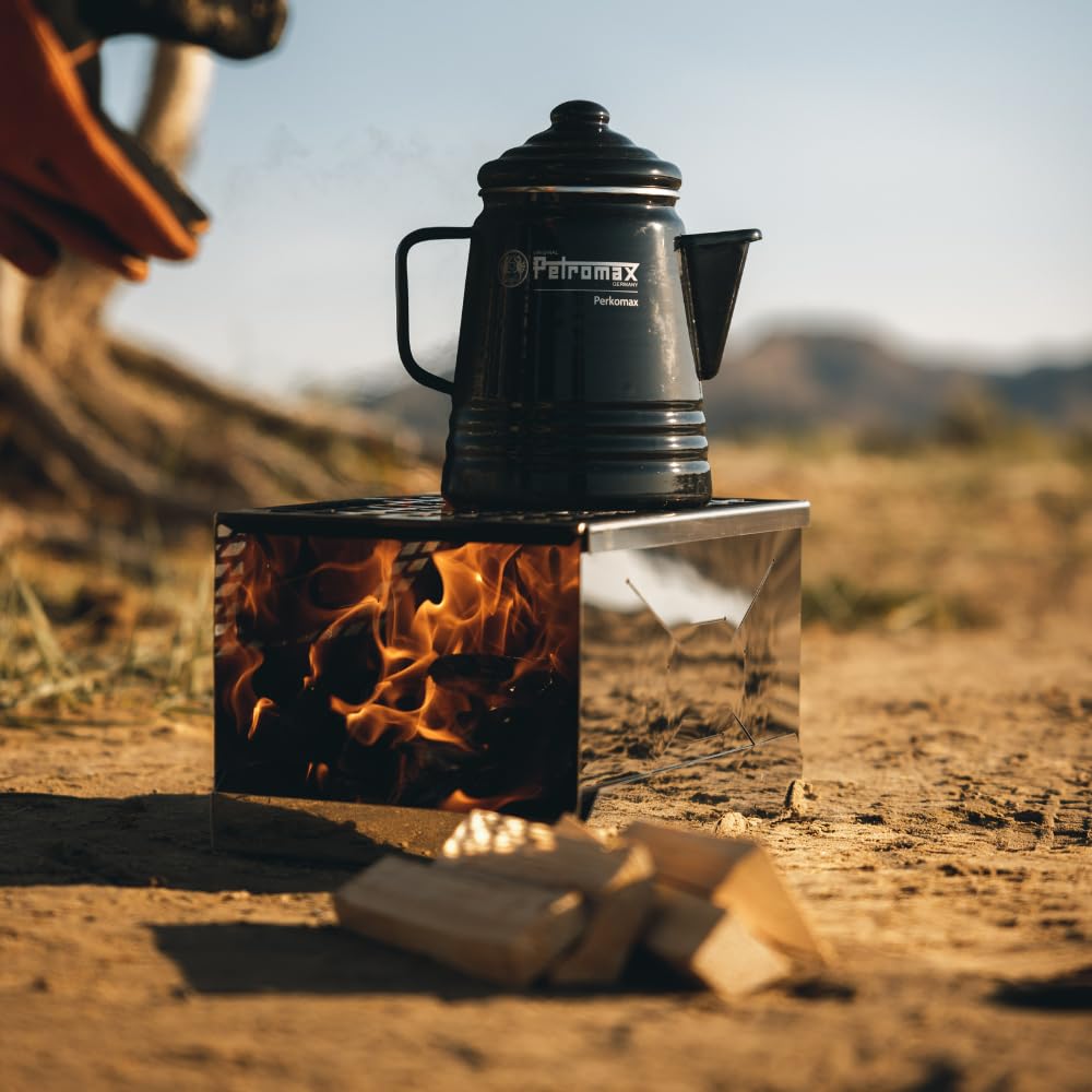 Petromax Abenteuer-Picknick-Box – Outdoor-Kochset für 2 Personen: kompakt und vielseitig – ideal für Camping, Wandern und Lagerfeuer – 12teiliges PremiumSet mit stapelbarer Transportbox