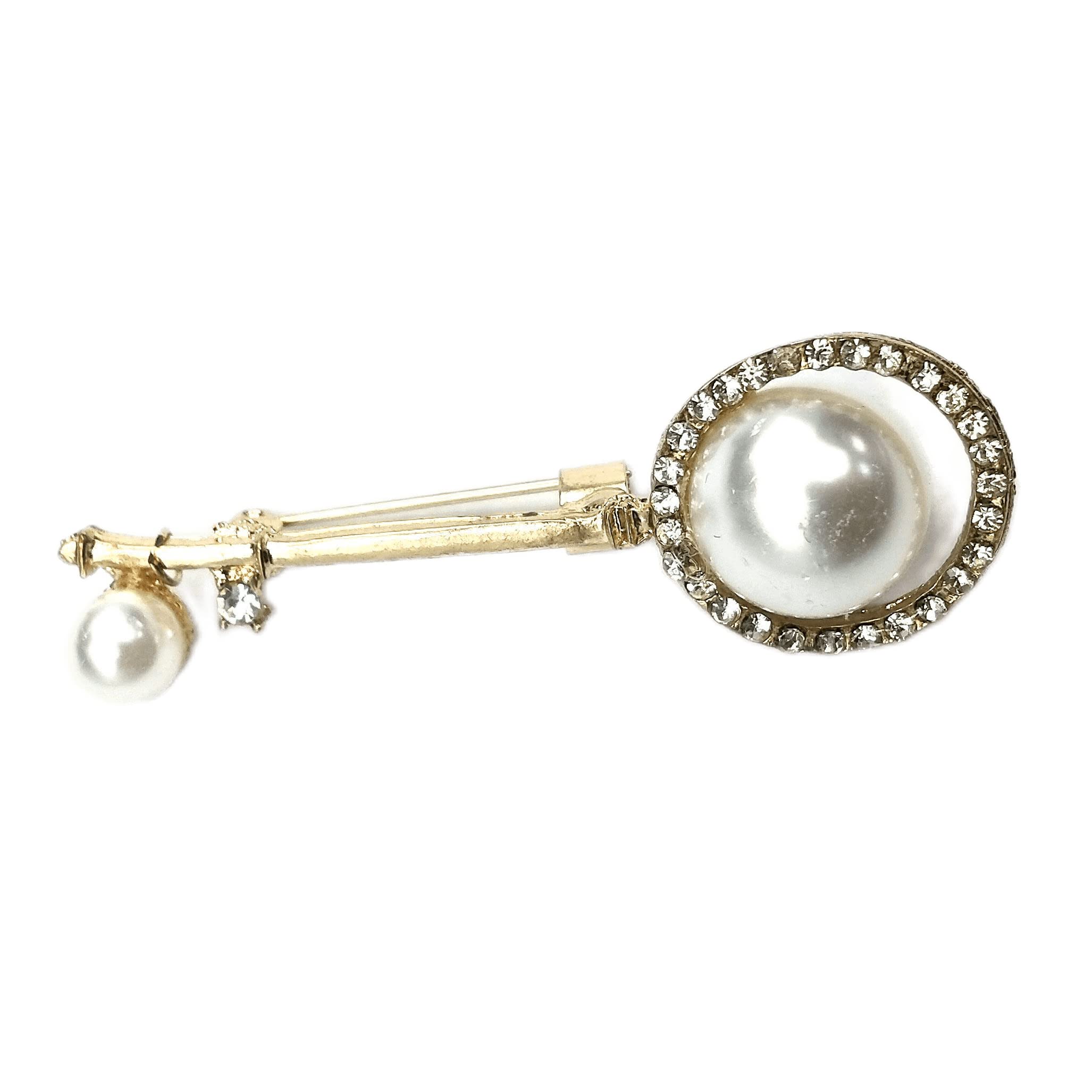 Unique Hammer Style Diamond Brooch With Ruby For Women And Men 3.5X2.5 Cm