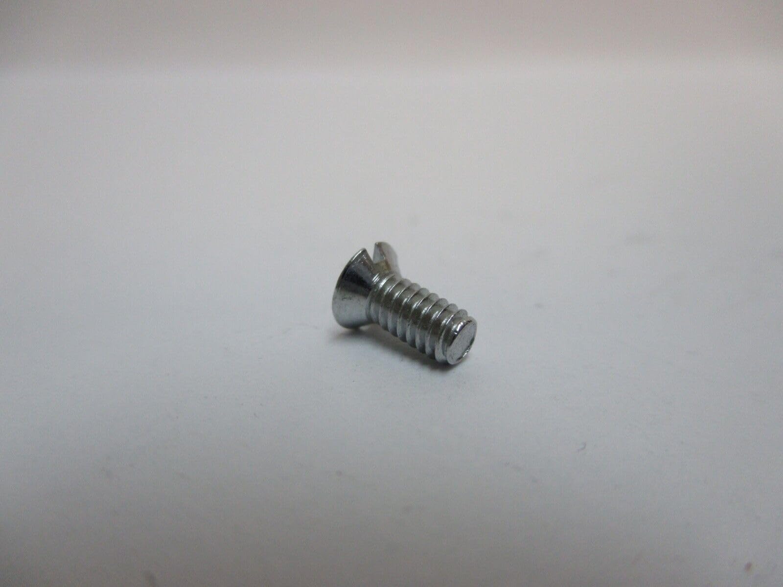 Penn Reel Part - 38-7 International 20 30 50 50W - Main Gear Plate Screw