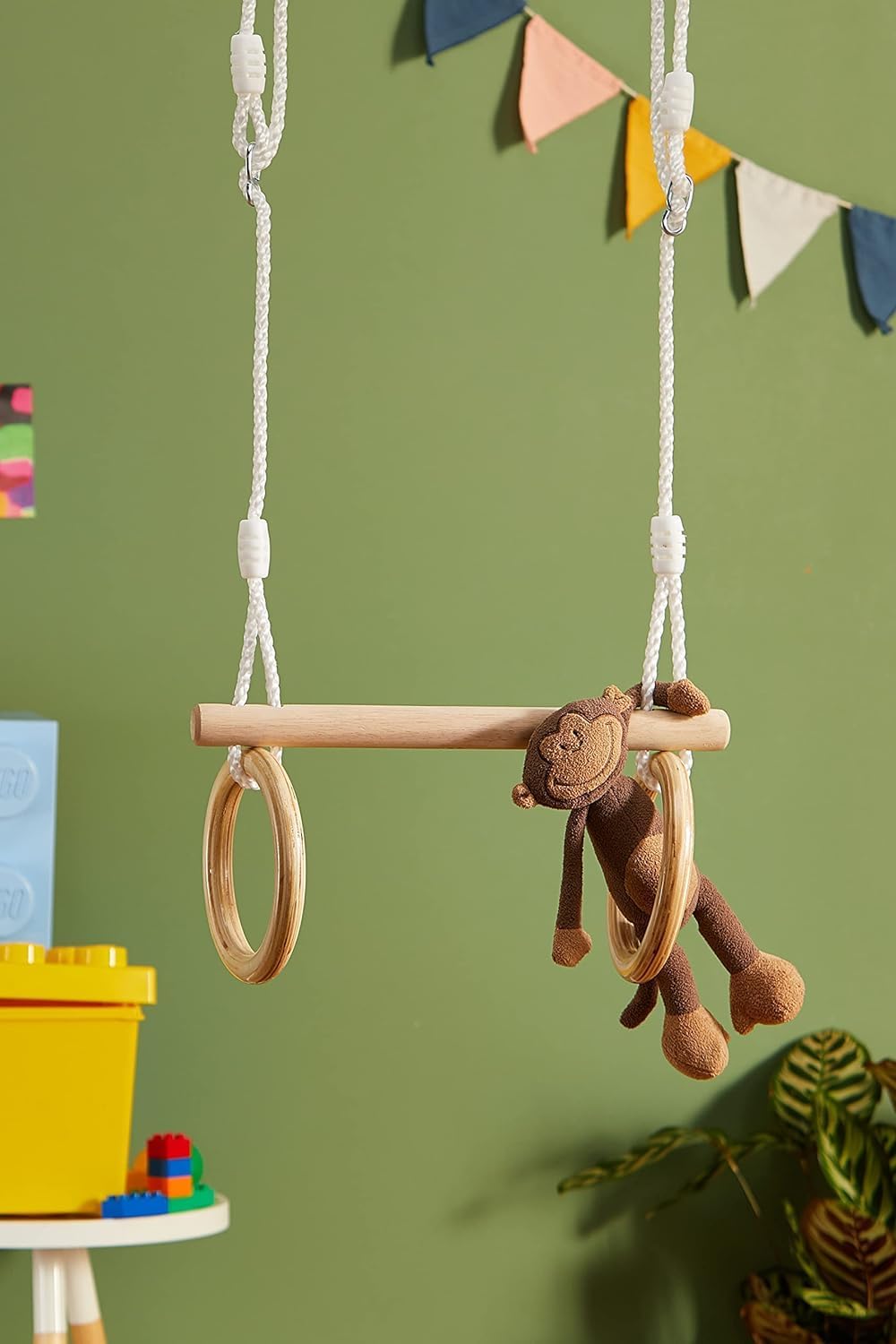 small Foot Trapez mit Turnringen aus Holz, zur Befestigung an Schaukel-oder Klettergerüst, für Kinder ab 3 Jahren, 11909, Braun