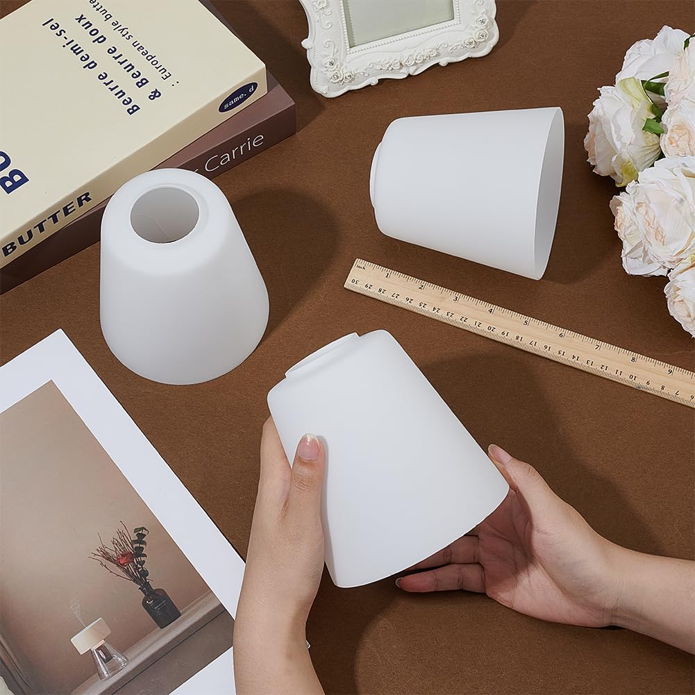 BENECREAT 3 Confezione di Paralume di Ricambio In Vetro Satinato, Paralume In Vetro A Forma di Cono, Paralume Bianco per Lampade A Sospensione, Applique Da Parete, Bagno, Cucina, Camera Da Letto