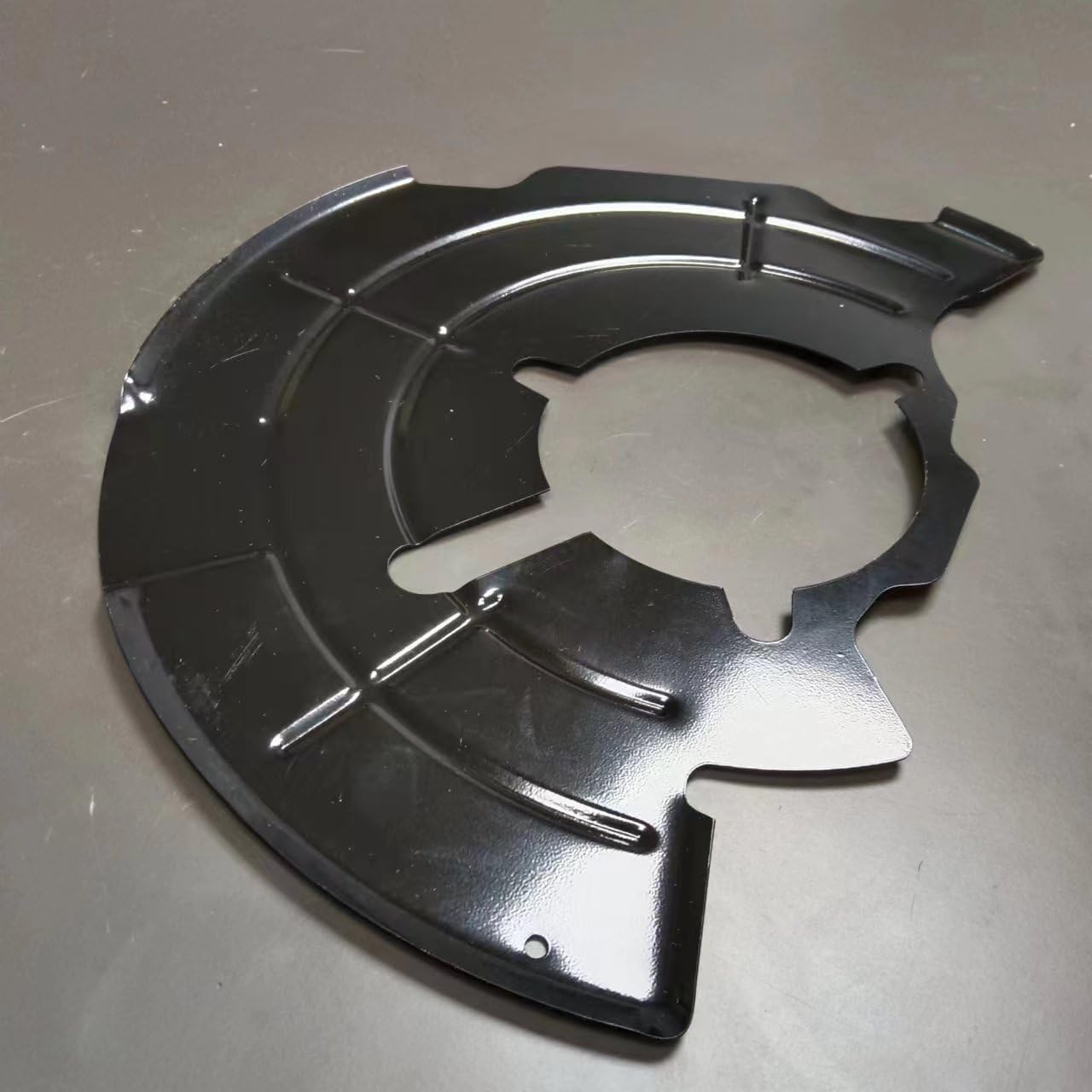 Front brake backing plate 52090433AC