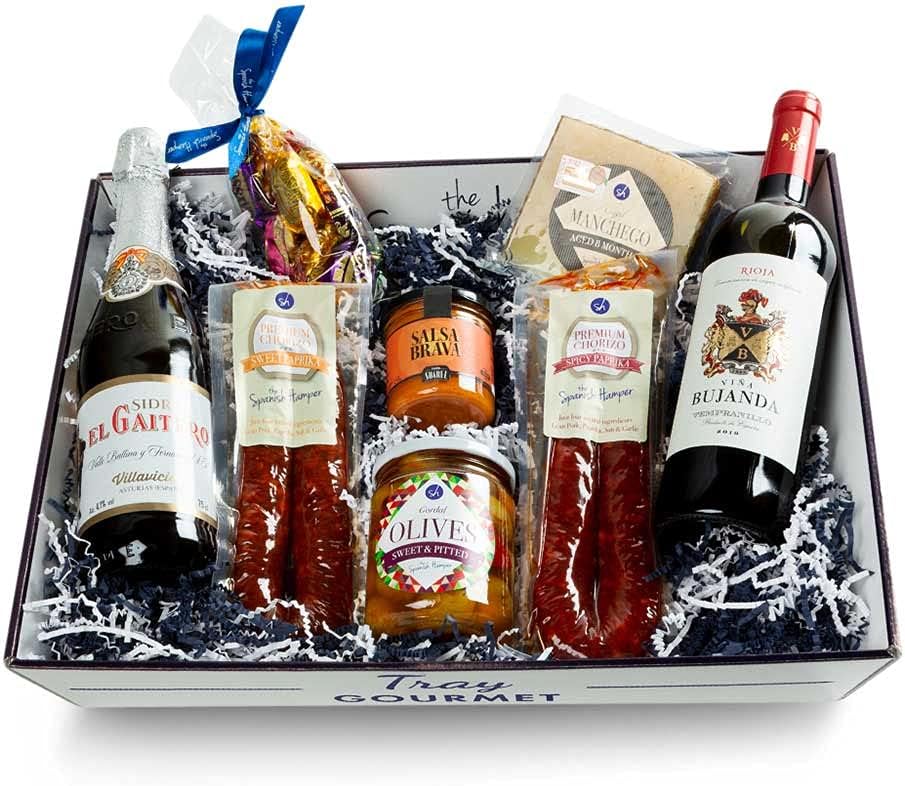 The Spanish Hamper Gourmet Tray 1, Red Wine, Cider, Chorizo, Olives, Red Mojo Picon, Cured Manchego Cheese and Candied Fruits.