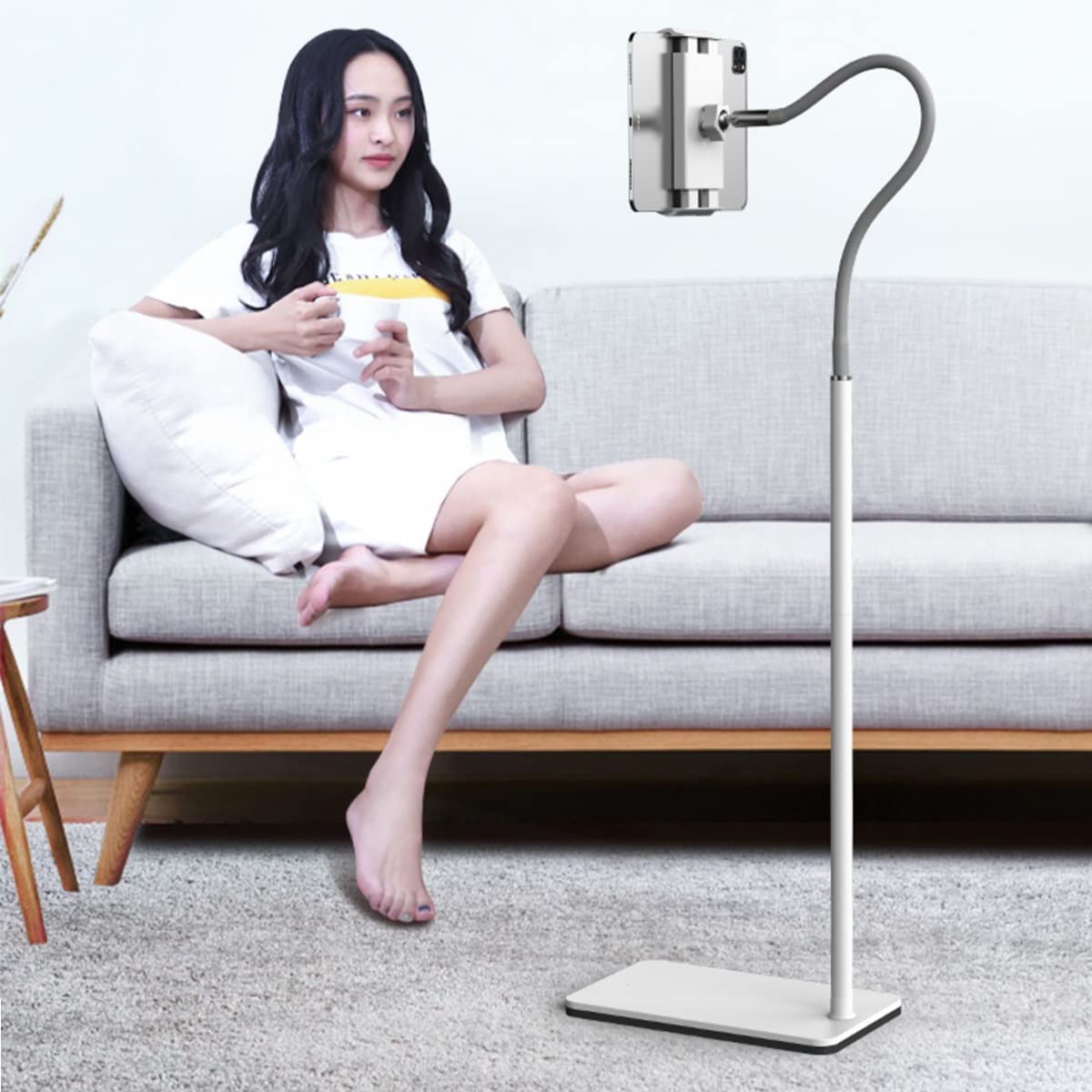 Soporte para tablet de altura ajustable para cama, base estable, fácil posicionamiento para mayor comodidad, 109-151 cm de altura, perfecto para leer, ver videos o usar dispositivos