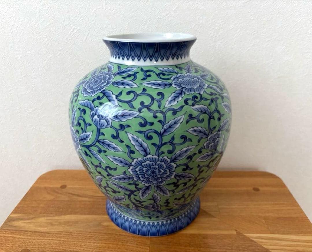 Amazon.co.jp: 美濃焼 三洋陶器 龍峰窯 花風流 染付花瓶 : ホーム
