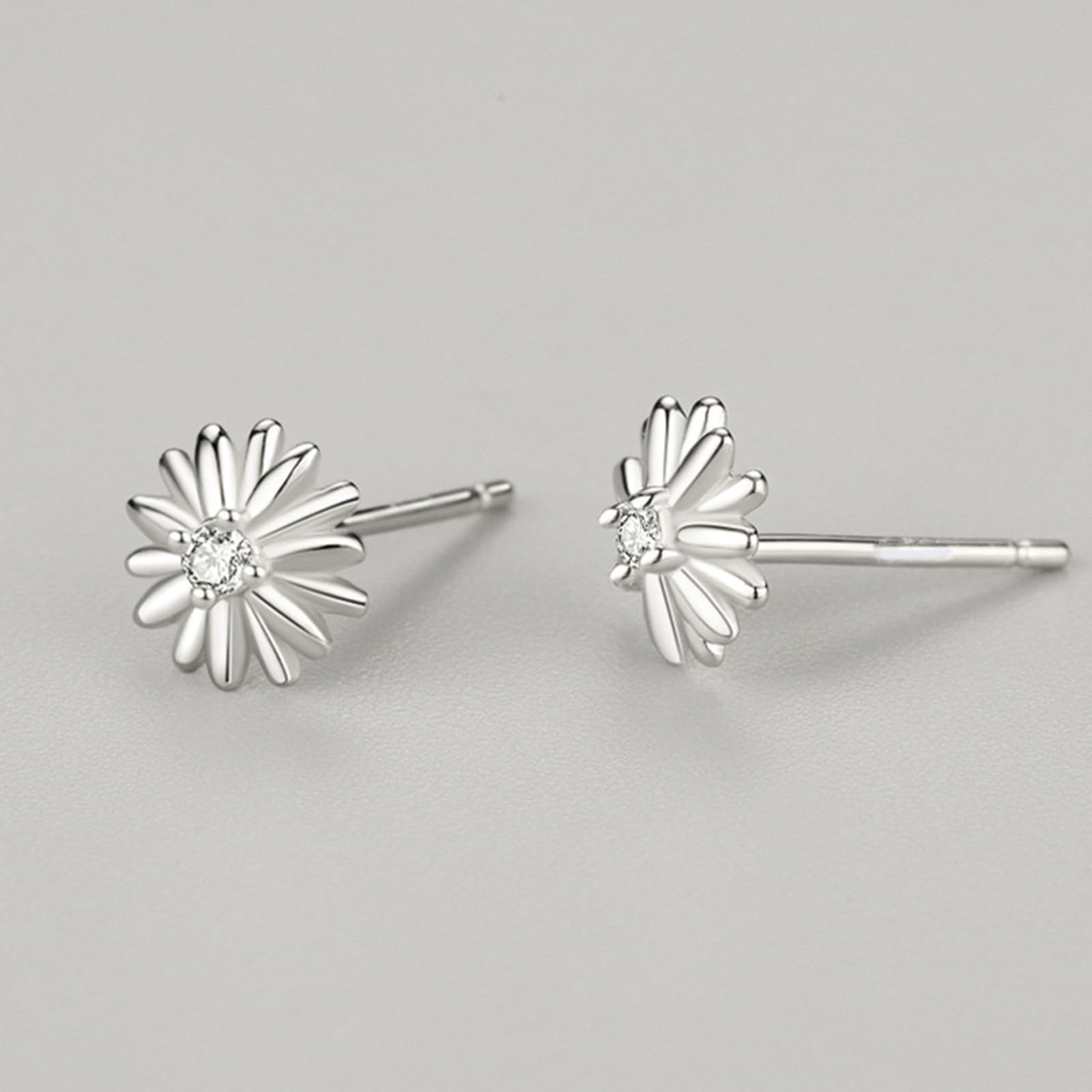 Pendientes de oro de platino para mujer, modernos con moissanita blanca, margarita, solitario blanco/platino oro blanco