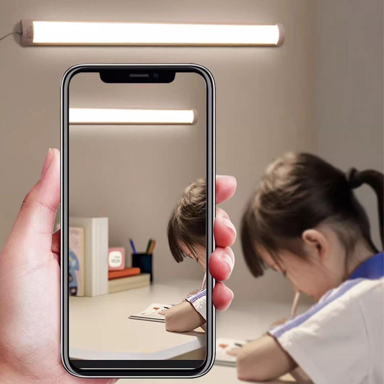 Lampa ścienna LED, magnetyczna lampa ścienna z przełącznikiem i nowoczesną taśmą LED z kablem zasilającym do szafy na ubrania, salonu i kuchni (biała)