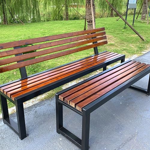 Bancs de jardin compacts en métal marron pour optimiser les petits espaces
