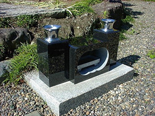 赤御影石 墓石セット 花立 香炉付き Amazon｜【お墓・線香立て】黒御影石花立・香炉セット 金具付。古く