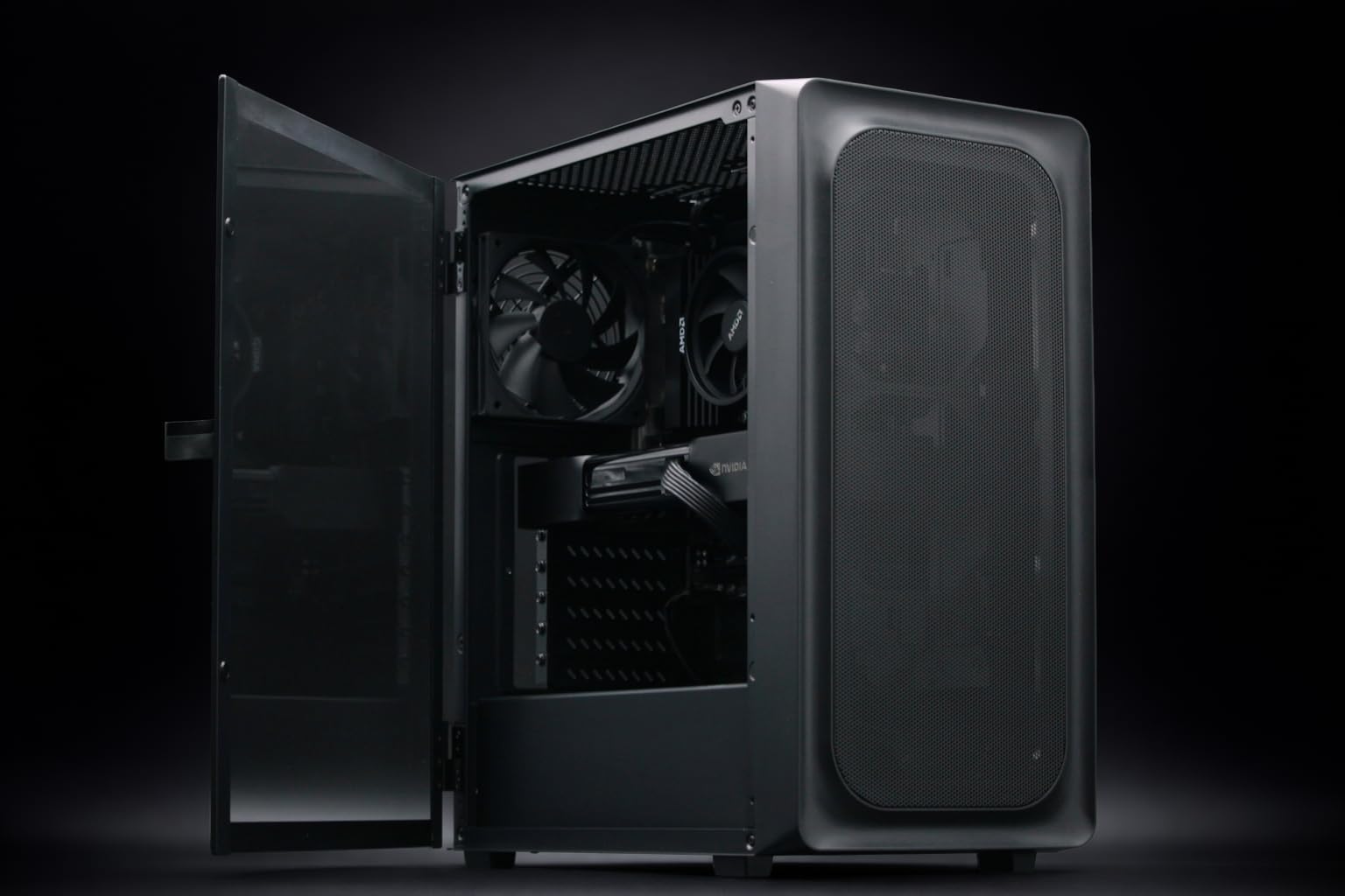 BoxGPT vs. Adamant: Which Flagship AI Workstation Wins?