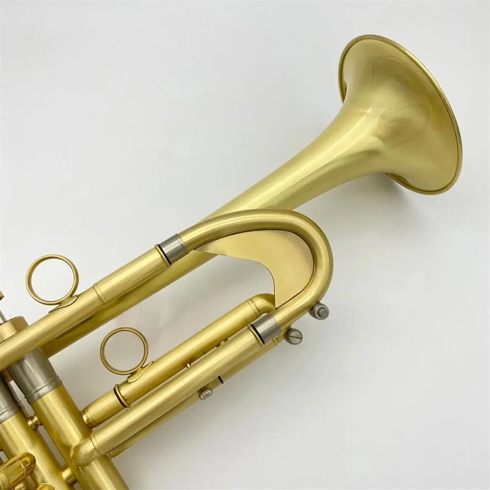 Standard Trompeten Trompete Musikinstrument Messing Vergoldet Gebürstet Erschwerend Stromlinienförmige Professionelle Trompete Vollkupfer