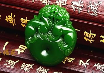 Double Pixiu Pendant Emerald Jade Pixiu Safely Buckles The Jade Pendant When The Pendant Out of The Outer Mongolian Jade Pixiu