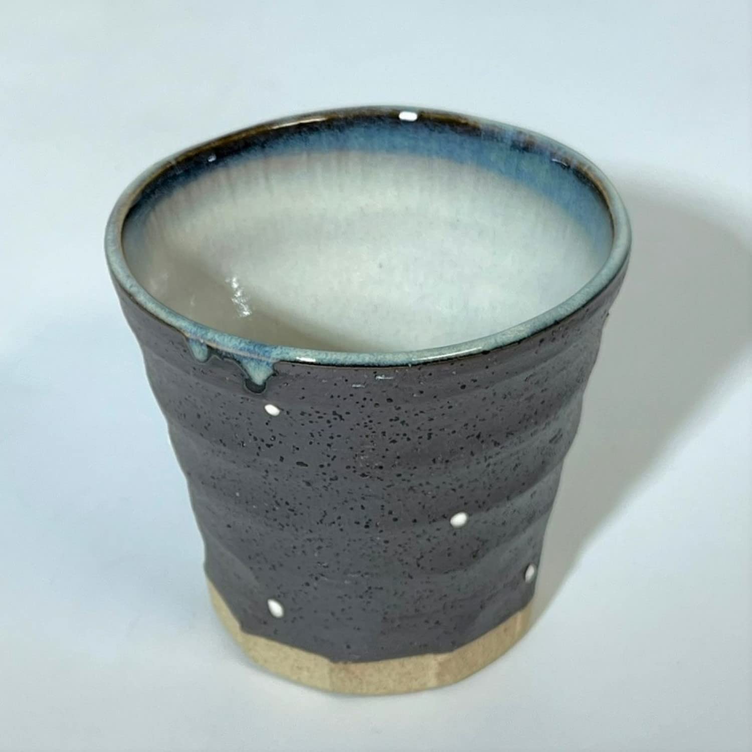 Amazon.co.jp: 日本陶彩 黒一珍水玉 焼酎ロック碗 : ホーム＆キッチン