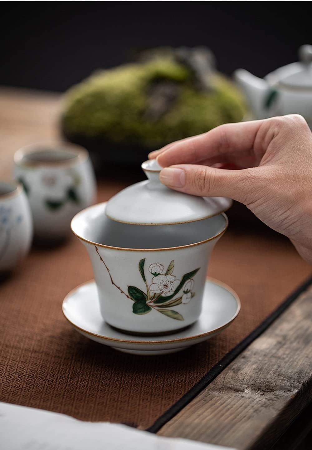 Chinese Traditional Tea Bowl,180ml Ceramic Gaiwan Teacup Handmade Tea Tureen Chinese Tea Set Accessories Drinkware